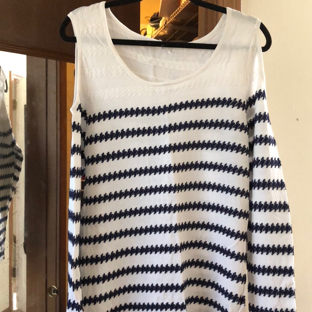 Blue stripe light sweater